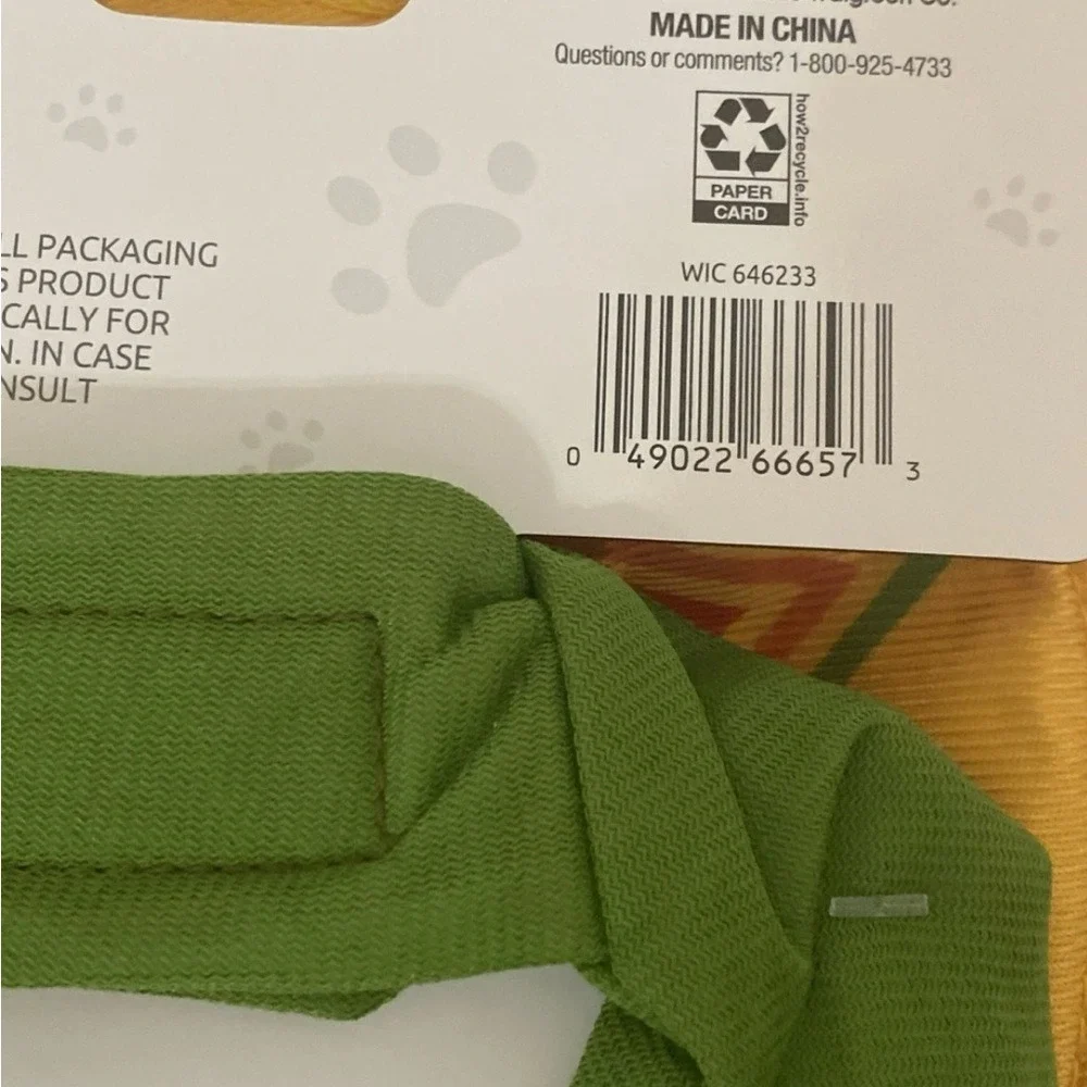 PetShoppe Avocado Dog Costume with Sombrero Hat XS/S Green Yellow WIC 646233 New